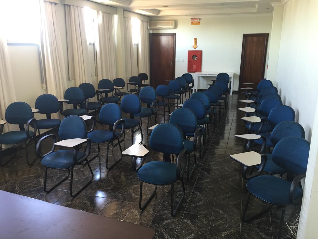 Uberlândia Abbas Hotel מראה חיצוני תמונה