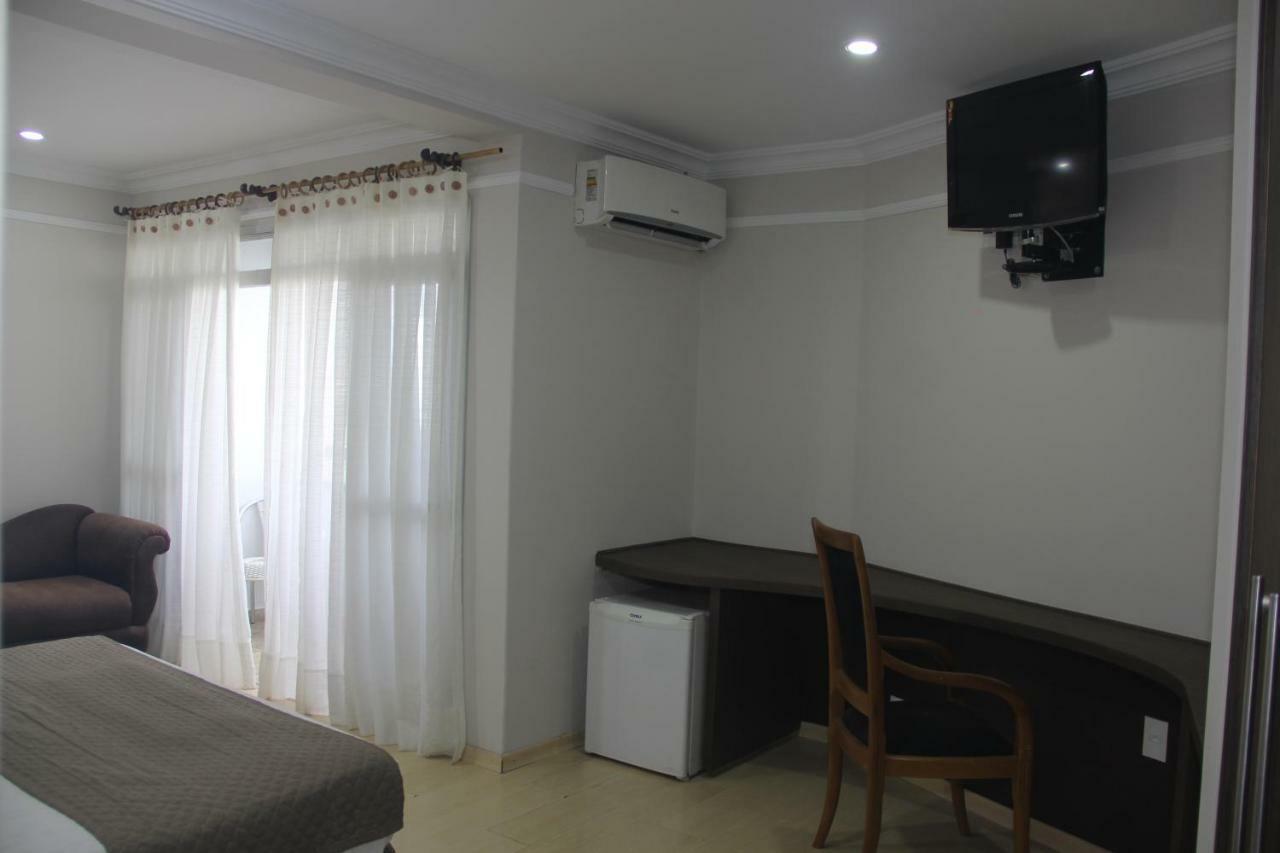Uberlândia Abbas Hotel מראה חיצוני תמונה