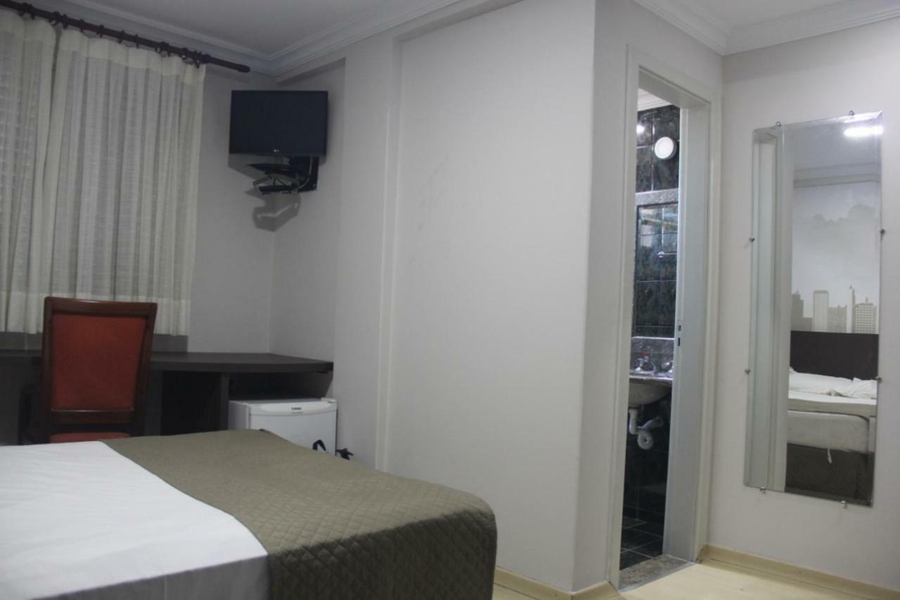 Uberlândia Abbas Hotel מראה חיצוני תמונה